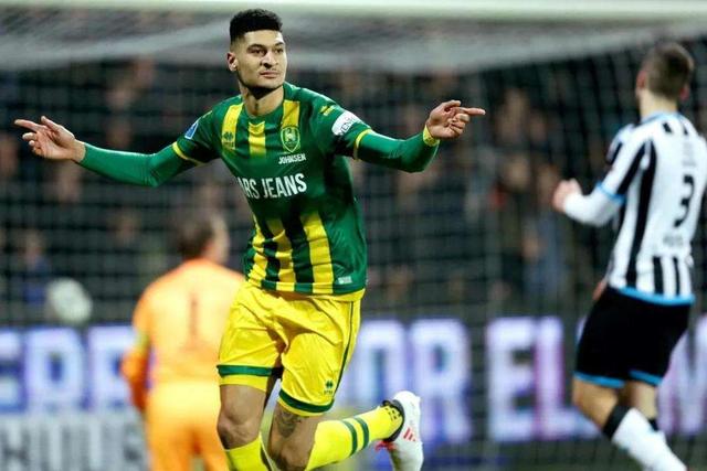 “领帆而上”  2026上海帆船公开赛开幕