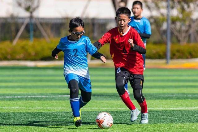 雷霆逆转热火重回西部第一 骑士加时胜森林狼